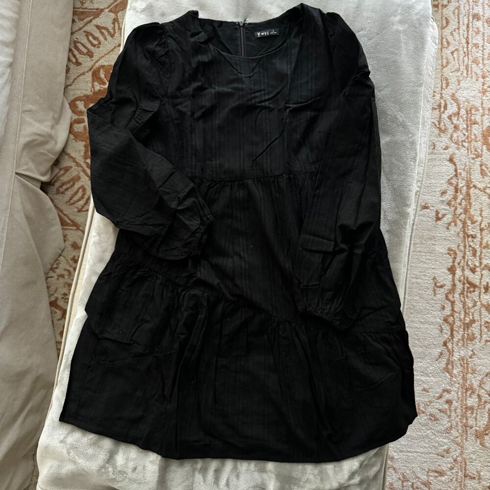 Like New Very J Long Sleeve Ribbed Tiered Asymmetrical Dress Sz M
